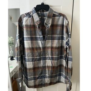 Eddie Bauer Classic Fit Button Down Shirt Sz XL